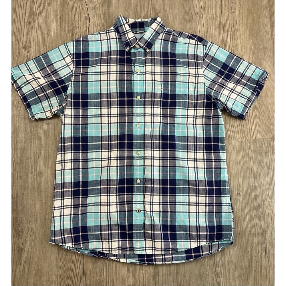 Izod Saltwater Relaxed Classics Short Sleeve Plaid Button Up Shirt Men’s Size L